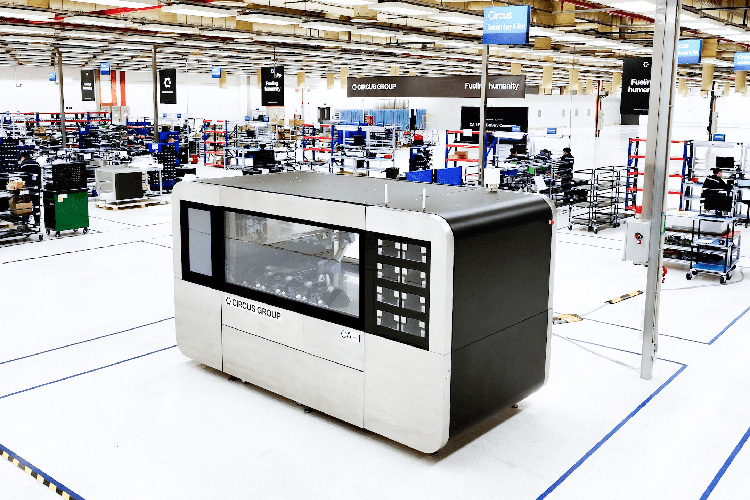 Der globaler Produktionspartner Celestica stellt den Foodservice-Roboter von Circus derzeit in der Produktionsstätte am Standort Suzhou in China her. Hier ist nun die Serienproduktion gestartet. Foto: Circus Group