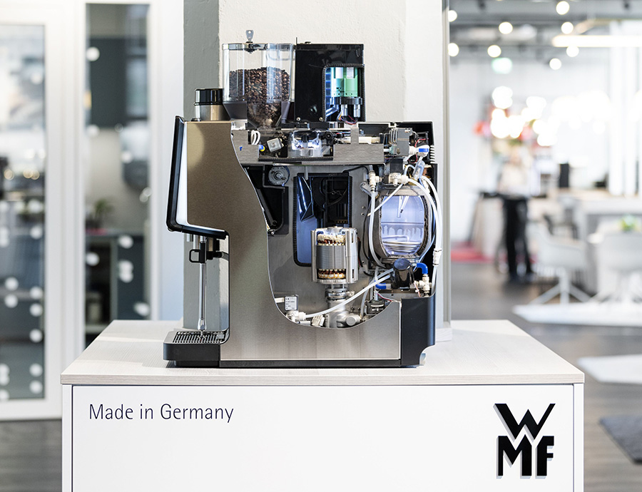 Die gesamte Groupe SEB, zu der auch die Profikaffeevollautomaten von WMF im Rahmen des Geschäftsbereich SEB Professional Beverage gehören, will die Nachhaltigkeit in den Bereichen Umwelt, Soziales und Unternehmensführung stärken. Foto: WMF/Groupe SEB