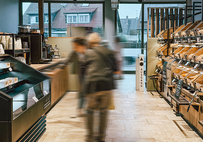 Mit der neuen Lösung Auto-POS wird der Kassierprozess in Bäckereien automatisiert – so wie hier in der Vorkassenzone der Supermarkt-Bäckerei Beckesepp am Standort Freiburg-Waltershofen. Foto: Bäko